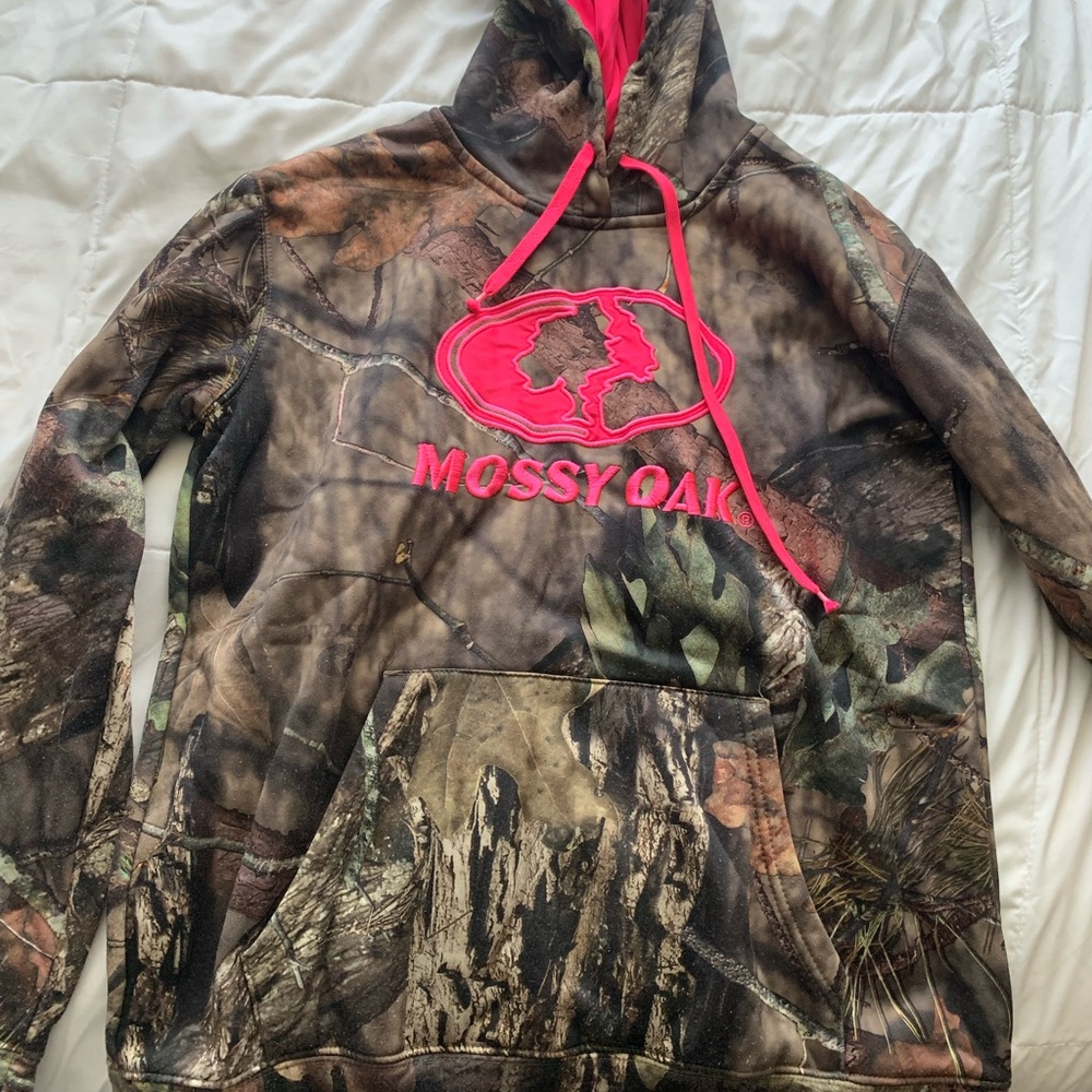 Mossy Oak Hoodie Sweater Hot Pink and Brown Forest Size M